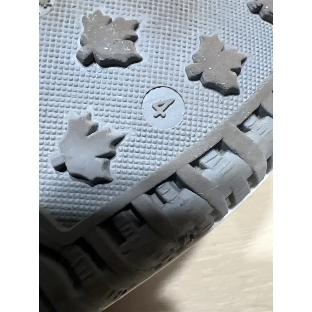 Pajar Girl Elie Snow Boots Waterproof Purple/Gray Size 4